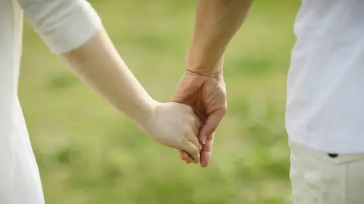 Mengapa Cinta Sulit Setelah 25: Fakta dan Mitos