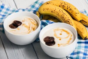 banana milk - ilustrasi berita Alasan Banana Milk Menjadi Oleh-oleh Favorit Turis di Korea Selatan