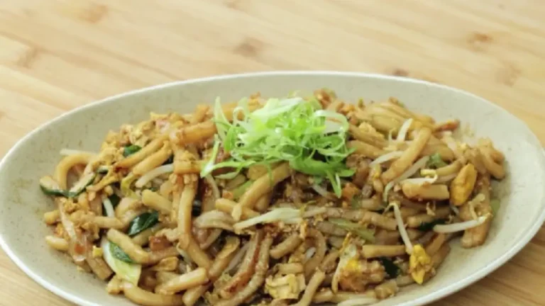 mie goreng oatmeal - ilustrasi berita Mie Goreng Oatmeal: Cara Membuat Mie Kenyal dari Rolled Oats dan Tepung